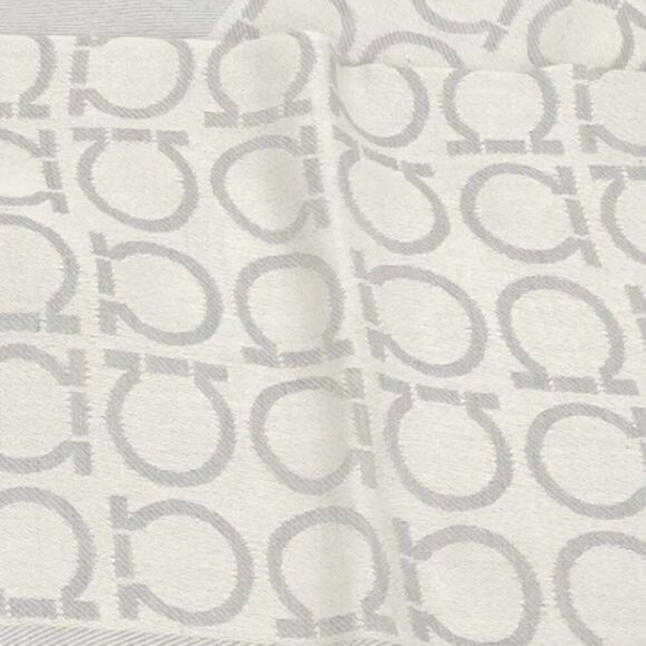 Salvatore Ferragamo Gancini Large Stole Scarf – Gray/Ivory - Picture 3 of 6